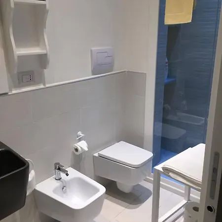 Oda ve Kahvaltı 2 Star Luxury Rooftop 3*