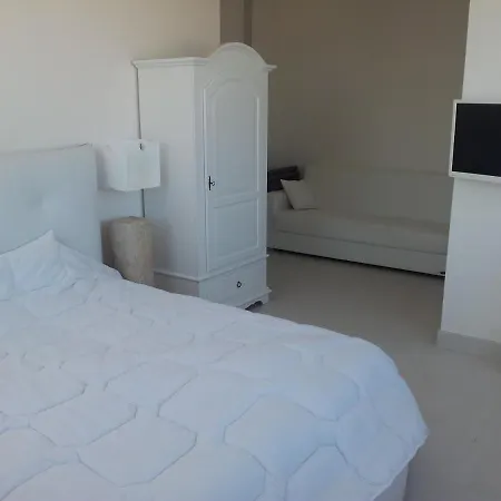 2 Star Luxury Rooftop Bed & Breakfast